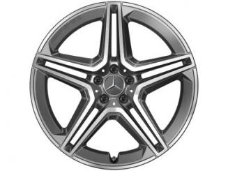 Jante alliage AMG à 5 doubles branches 