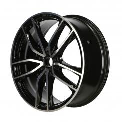 Jante alliage AMG à 5 doubles branches 