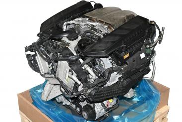 Moteur essence 176980 