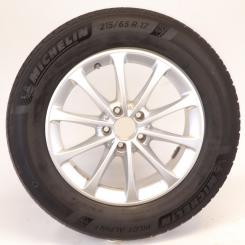 Wheel Package d'hiver alliage 17 pouces avec pneus Michelin pour Classe GLA H247, Classe GLB X247, Mercedes-Benz d'origine