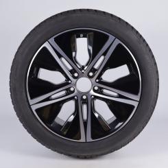 Wheel Package d'hiver alliage 18 pouces avec pneus Bridgestone pour Classe B 247, CLA 118 et d'autres, Mercedes-Benz d'origine