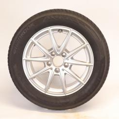 Wheel Package d'hiver alliage 16 pouces avec pneus Hankook pour Classe A 177, CLA 118 et d'autres, Mercedes-Benz d'origine
