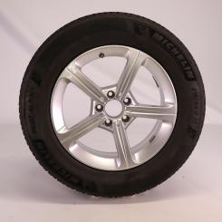Wheel Package d'hiver alliage 17 pouces avec pneus Michelin pour Classe GLA H247, Classe GLB X247, Mercedes-Benz d'origine