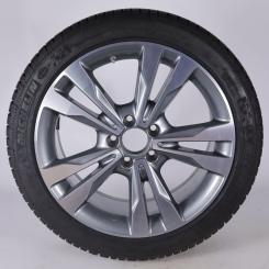 Wheel Package d'hiver alliage 18 pouces avec pneus Michelin pour Classe C 205, Mercedes-Benz d'origine