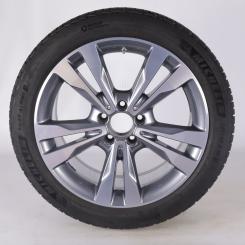 Wheel Package d'hiver alliage  pouces avec pneus Michelin pour Classe C 205, Mercedes-Benz d'origine