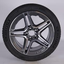 Wheel Package d'hiver alliage 18 pouces avec pneus Michelin pour Classe C 205, Mercedes-AMG d'origine
