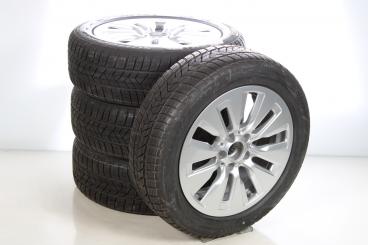 Lot de roues complètes 17 pouces en aluminium PIRELLI Classe 