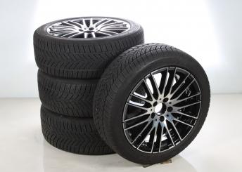 Pack de roues complètes d'hiver en alliage 18 pouces avec pneus Goodyear pour Classe C 206, Mercedes-Benz d'origine