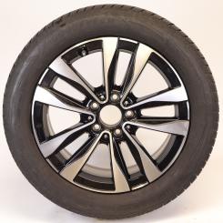 Wheel Package d'hiver alliage 17 pouces avec pneus Goodyear pour Classe C 206, Mercedes-Benz d'origine