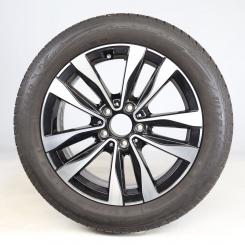 Wheel Package d'hiver alliage 17 pouces avec pneus Goodyear pour Classe C 206, Mercedes-Benz d'origine