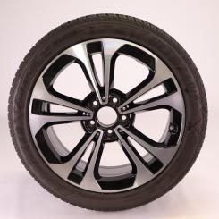Wheel Package d'hiver alliage 18 pouces avec pneus Goodyear pour Classe C 206, Mercedes-Benz d'origine