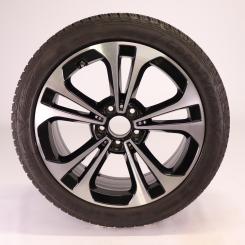 Wheel Package d'hiver alliage 18 pouces avec pneus Goodyear pour Classe C 206, Mercedes-Benz d'origine