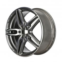 Jante alliage AMG à 5 doubles branches 