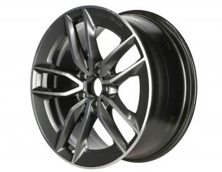 Jante alliage AMG à 5 doubles branches 