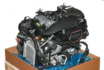 Moteur essence 264920 