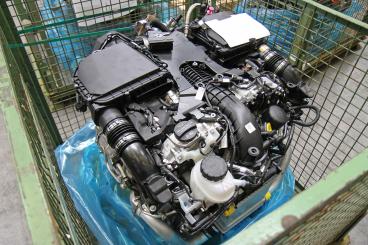 Moteur essence 276823 