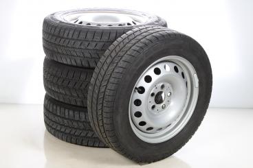Lot de roues complètes acier 16 pouces Classe V 447 