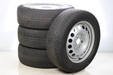 Lot de roues complètes en acier 17 pouces Classe V MICHELIN 
