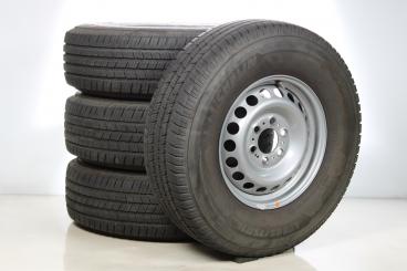 Lot de roues complètes 16 pouces acier MICHELIN Sprinter 907 
